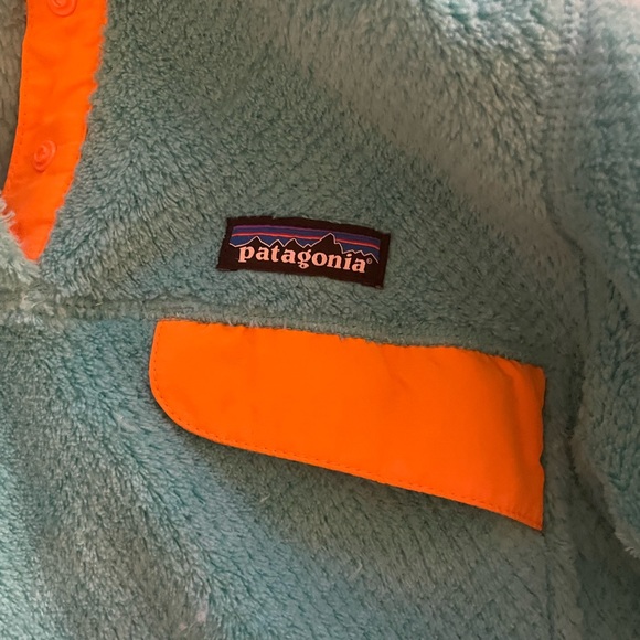 Patagonia Women's Re-Tool Snap-T Fleece Pullover, Small - Picture 4 of 6